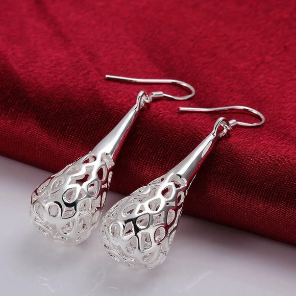Beautiful 3D Waterdrop Earrings Solid Sterling Silver " Hypoallergenic " - Picture 3 of 4